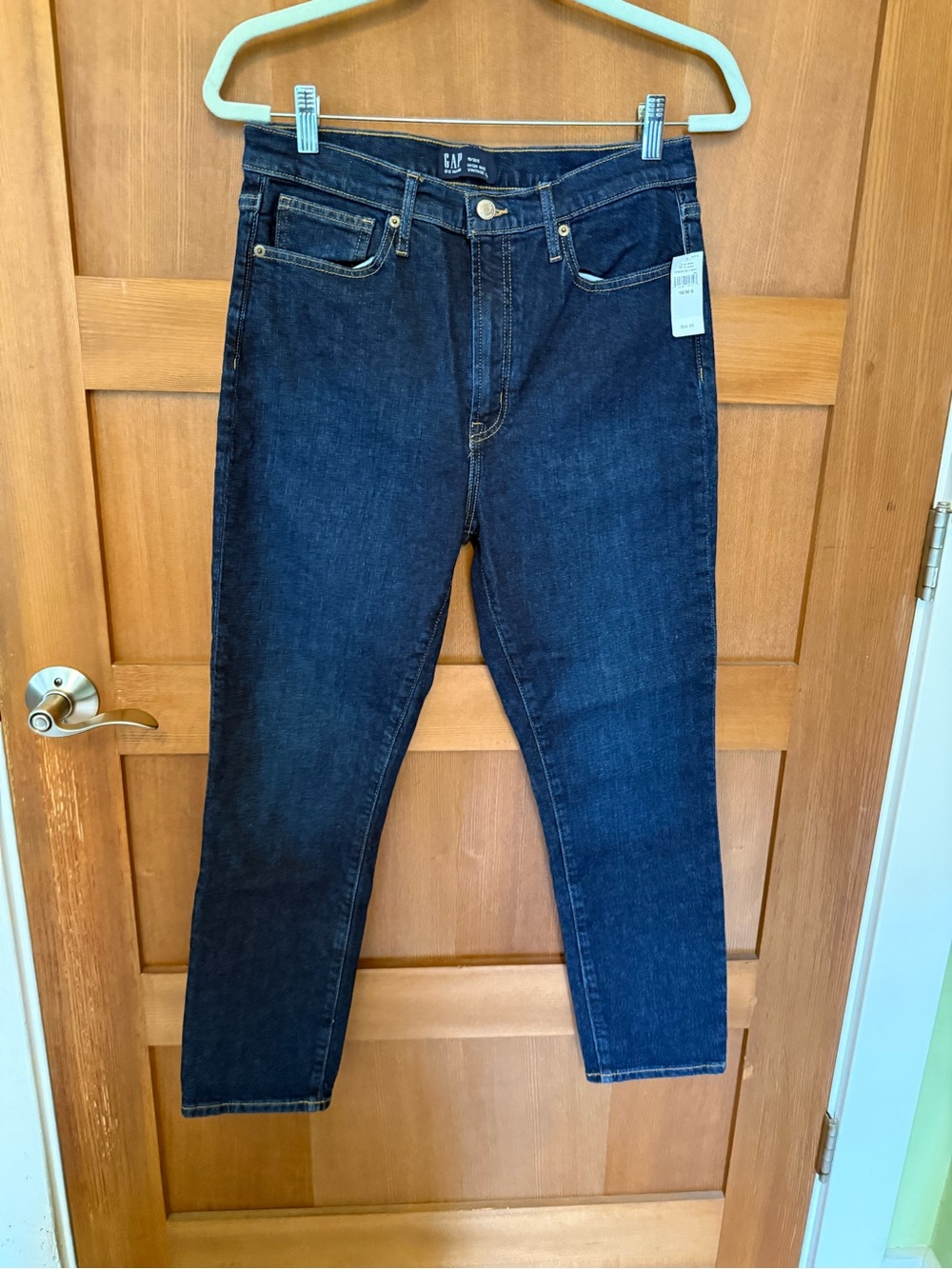 GAP High Rise Vintage Slim 10 Short